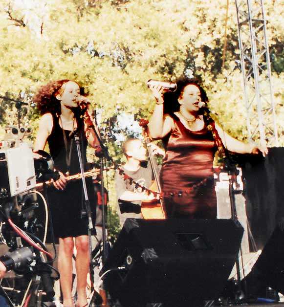 Lojo1999-02-21BotanicParkAdelaideAustralia (1).jpg